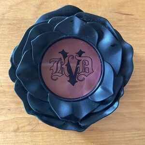 KVD Everlasting Blush in Rosebud